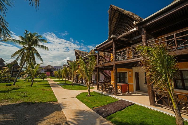 Pavoreal Beach Resort Тулум Екстериор снимка